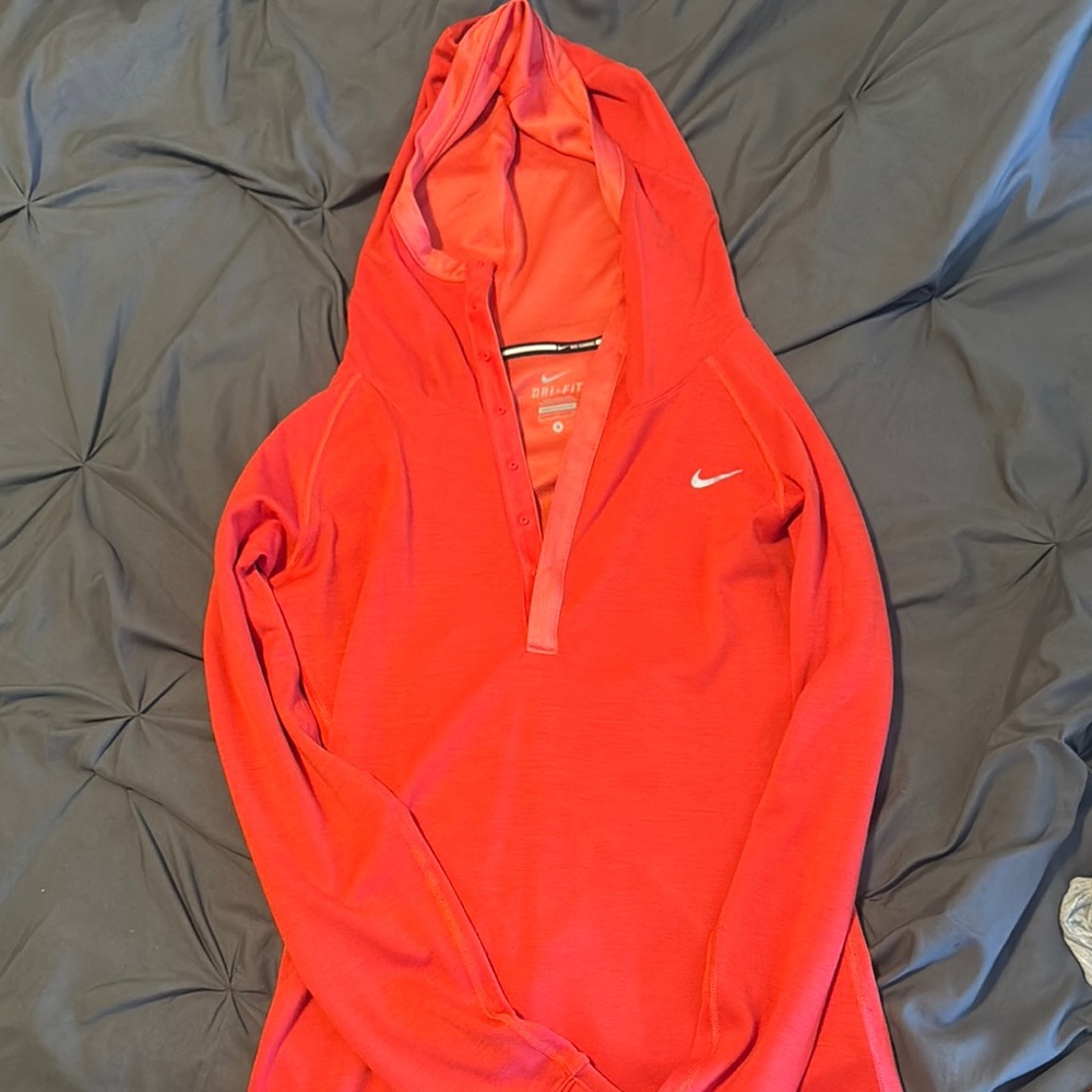 Nike Red Quarter-Zip Sweater Lightweight Athletic Fit